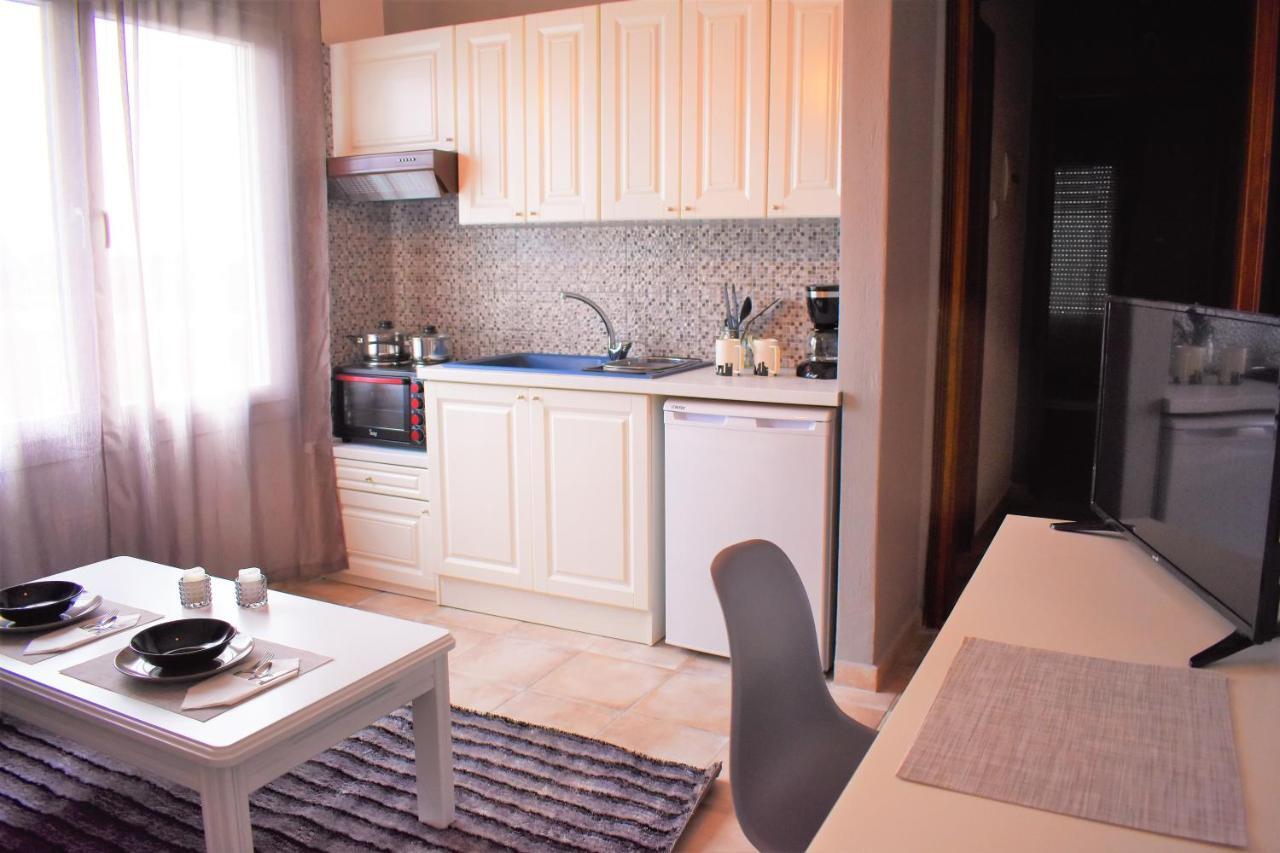 Cozy And Modern Daire Gümülcine Dış mekan fotoğraf